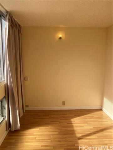 Building Photo - 1212 Punahou St