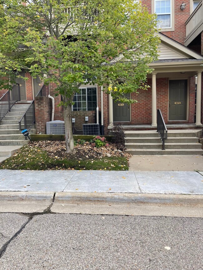 Foto del edificio - 3074 Barclay Way