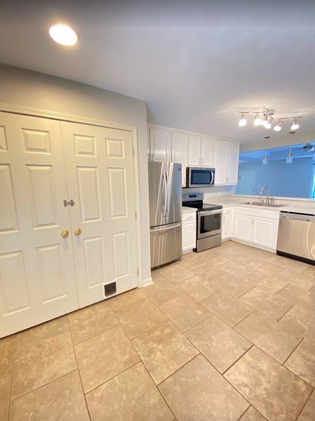 Foto del edificio - Available in February!