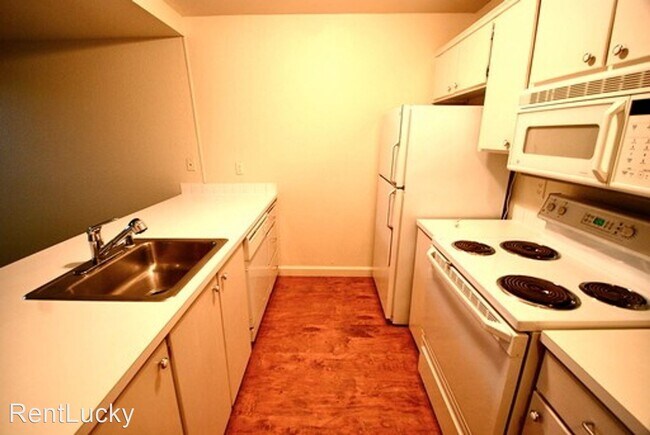 Building Photo - 2 br, 1.5 bath House - 830 Pike St NE Apt A8