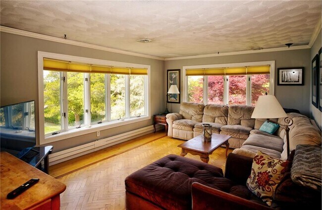 Foto del edificio - 35 Mittendorf Rd