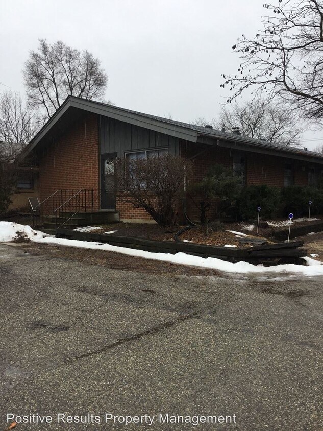 Primary Photo - 3618 Harrison Ave