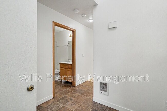 Foto del edificio - 5262 Springcrest Dr S