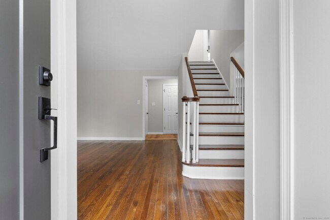 Foto del edificio - 17 Brookdale Ave