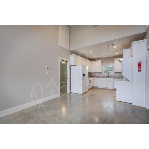 Foto del edificio - 709 Maple St