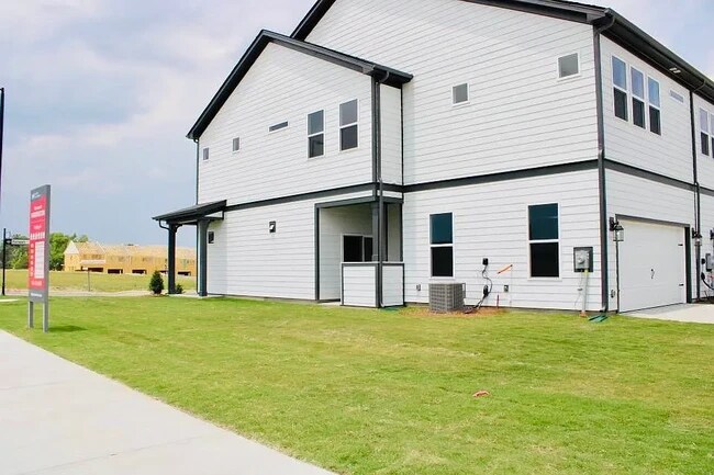 Building Photo - 9241 Harwen Ln