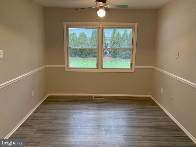 Foto del edificio - 3817 Winchester Ln
