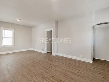 Foto del edificio - 4128 Schiller Pl