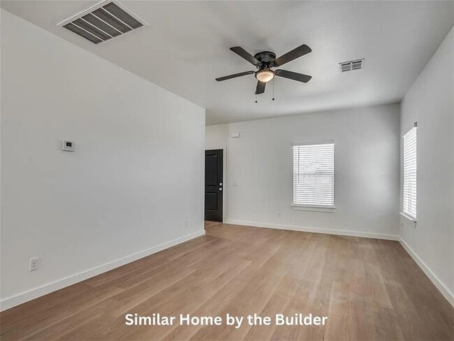 Building Photo - 1515 SW F Ave