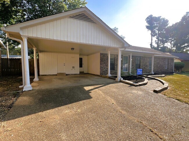 Foto del edificio - 6313 Cheekwood Ave
