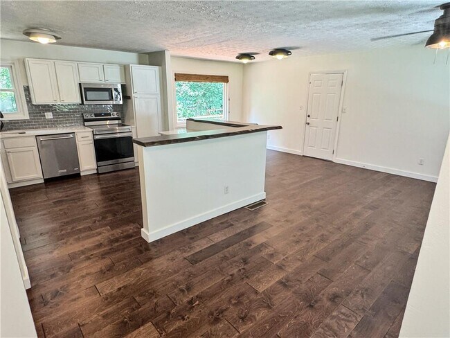 Building Photo - 4122 Antler Trail
