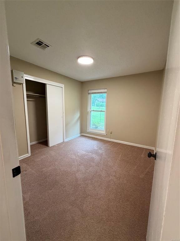 Building Photo - 242 Clubview Dr