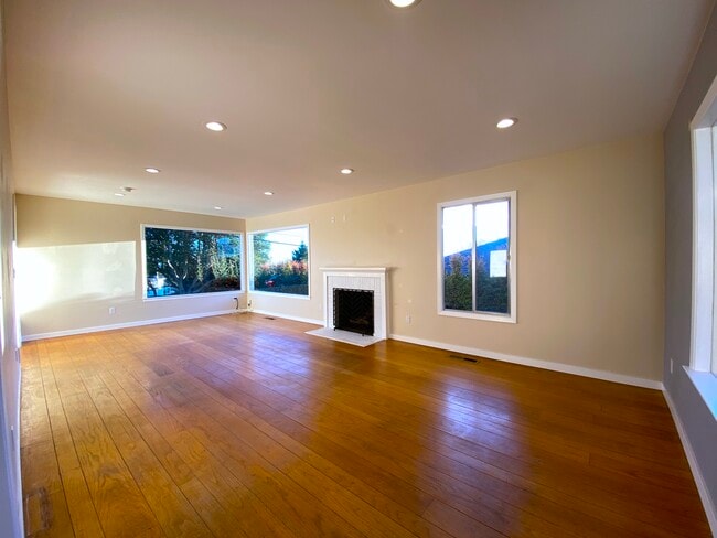 Foto del edificio - 7659 Stockton Ave