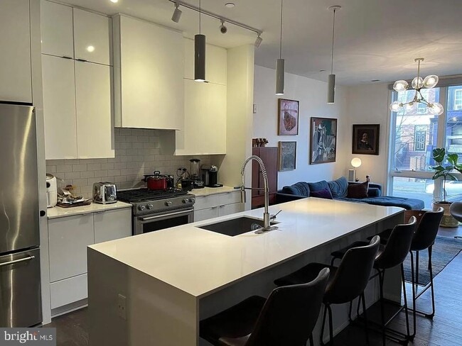 Foto del edificio - 1380 Quincy St NW