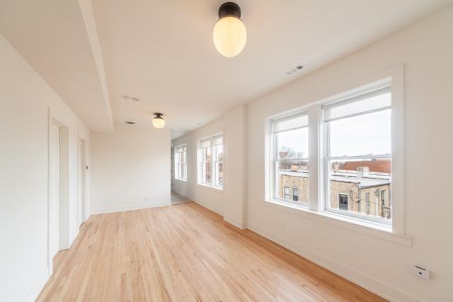 Building Photo - 1 bedroom in CHICAGO IL 60647