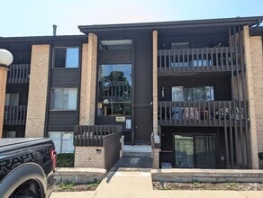 Building Photo - 6174 Knoll Ln Ct
