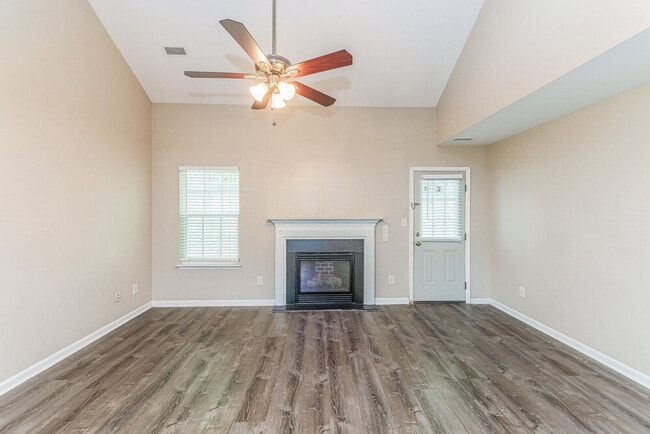 Building Photo - 3952 Tyler Bluff Ln