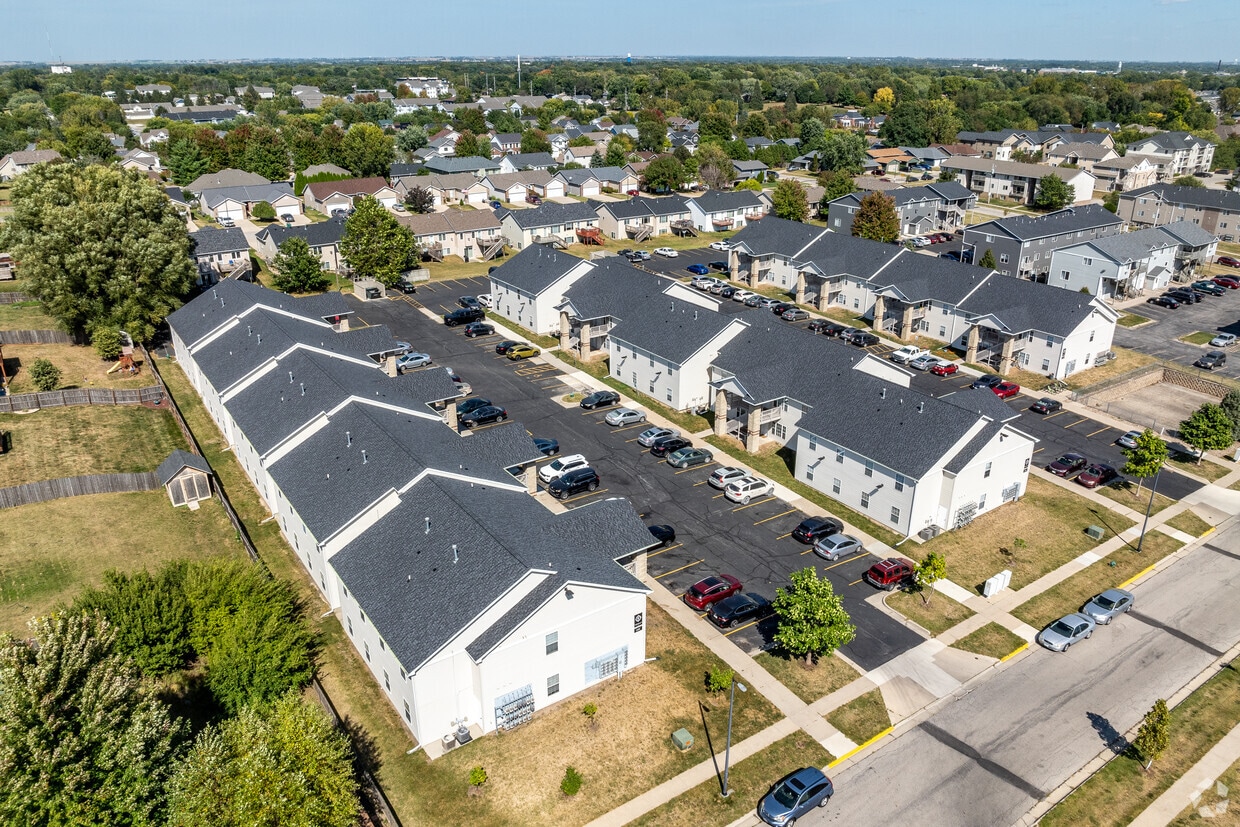 West Ridge Apartments - West Ridge Apartments