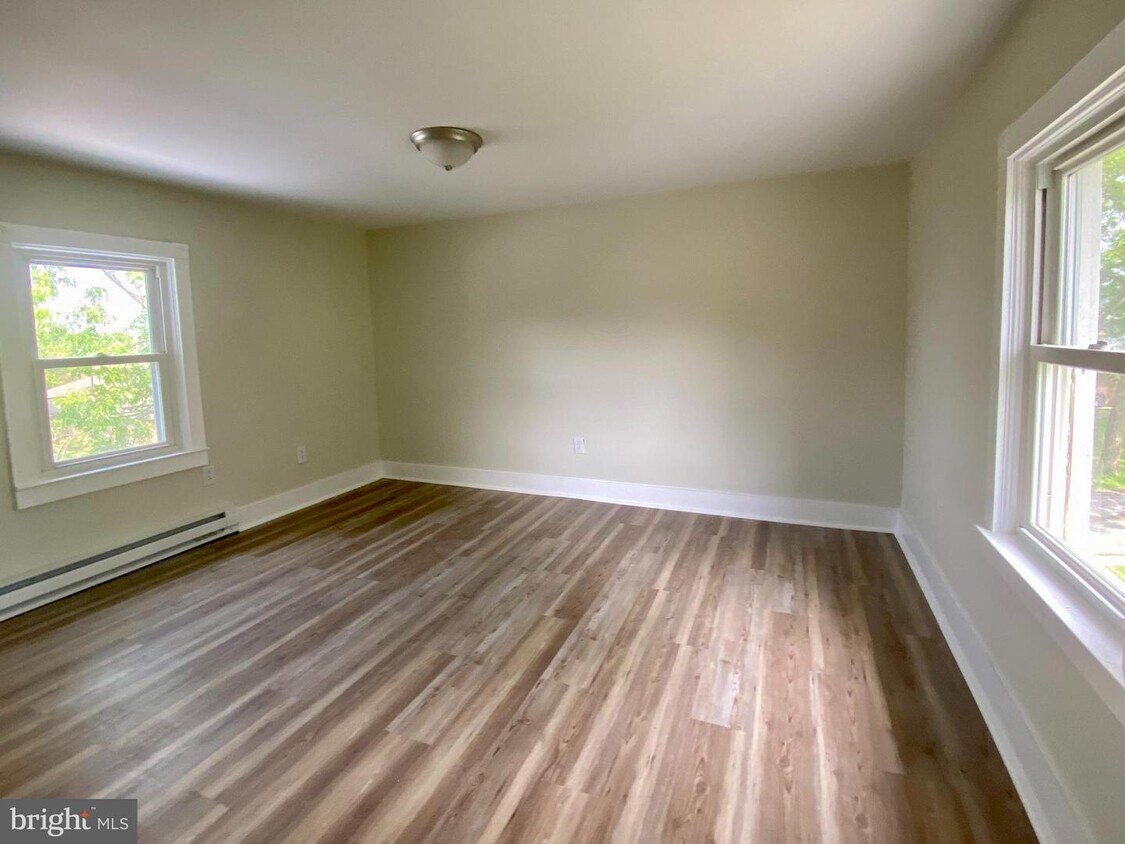 318 W 11th St, Front Royal, VA 22630 House Rental in Front Royal, VA