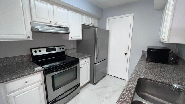 Building Photo - 815 Boynton Beach Blvd