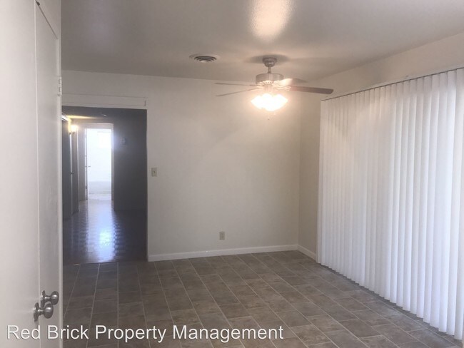 Building Photo - 677 Northwood Dr