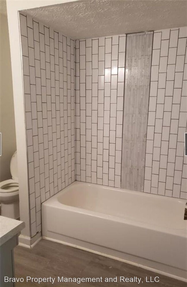 Building Photo - 2 br, 1.5 bath House - 3144 Nectarine Circle