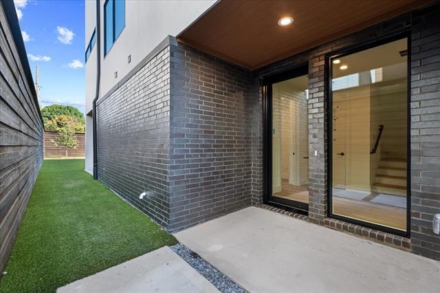 Foto del edificio - 4517 Weldon St