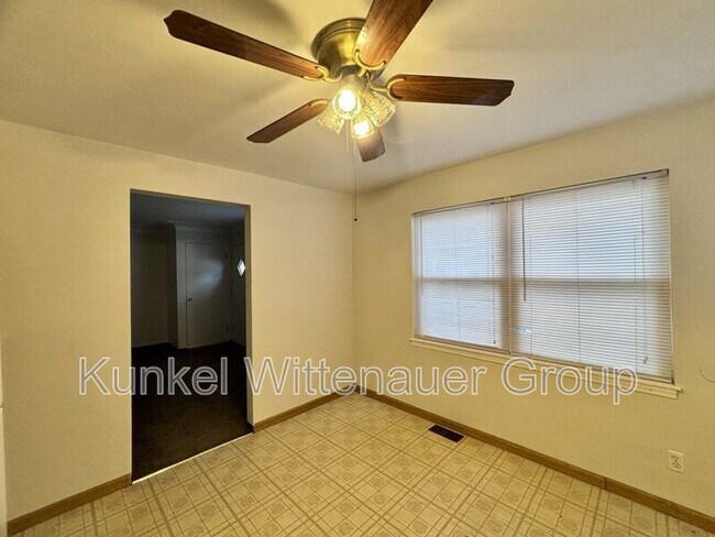 Foto del edificio - 4 Hickory Ct