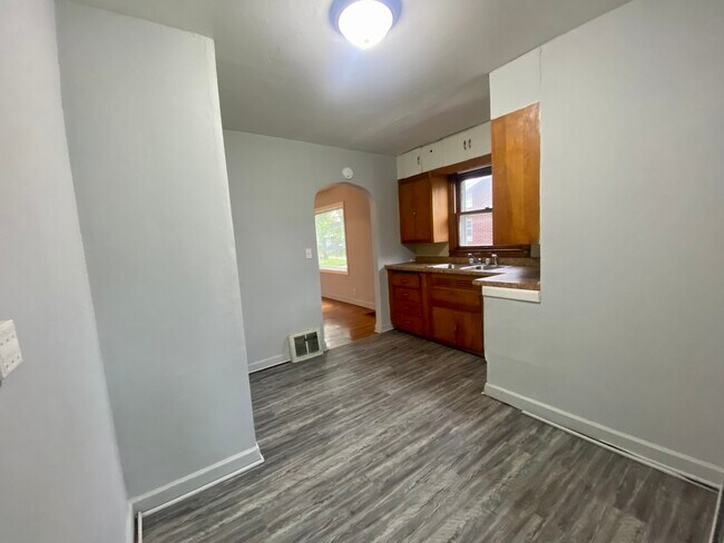Foto del edificio - 1215 Harmon St
