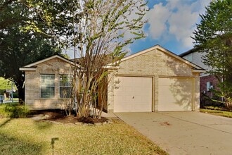 Building Photo - 19307 Royal Isle Dr