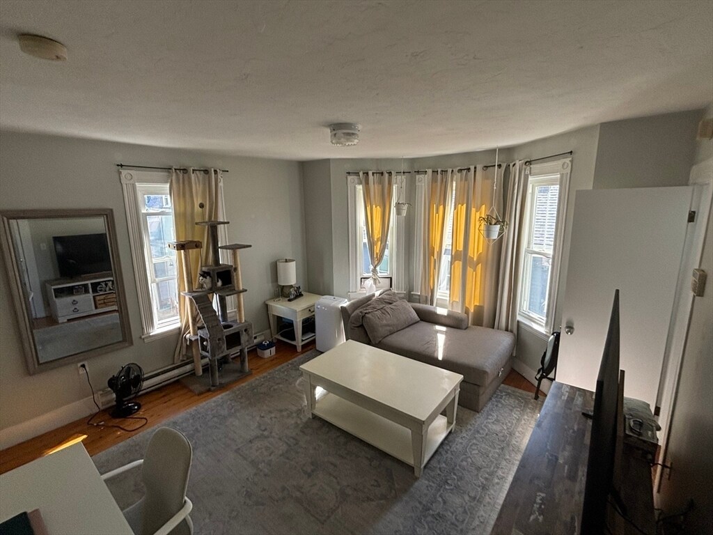 Foto principal - 9 Atwood Square