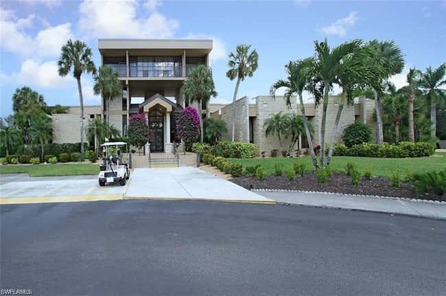 Building Photo - 1624 Pine Valley Dr