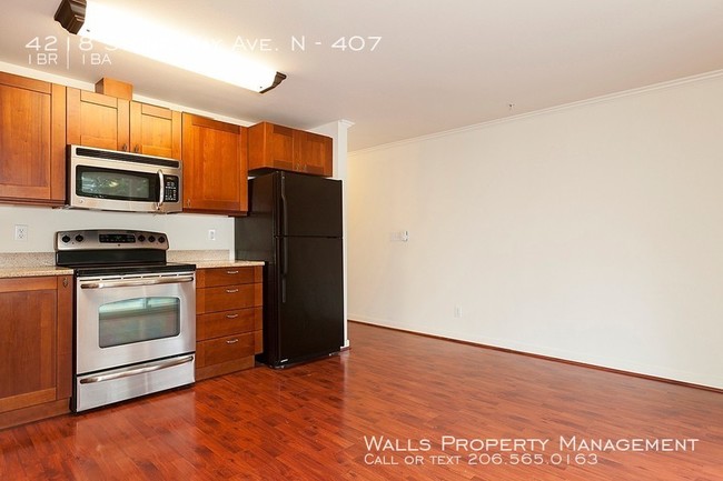 Building Photo - Howard Park Apartments- 407