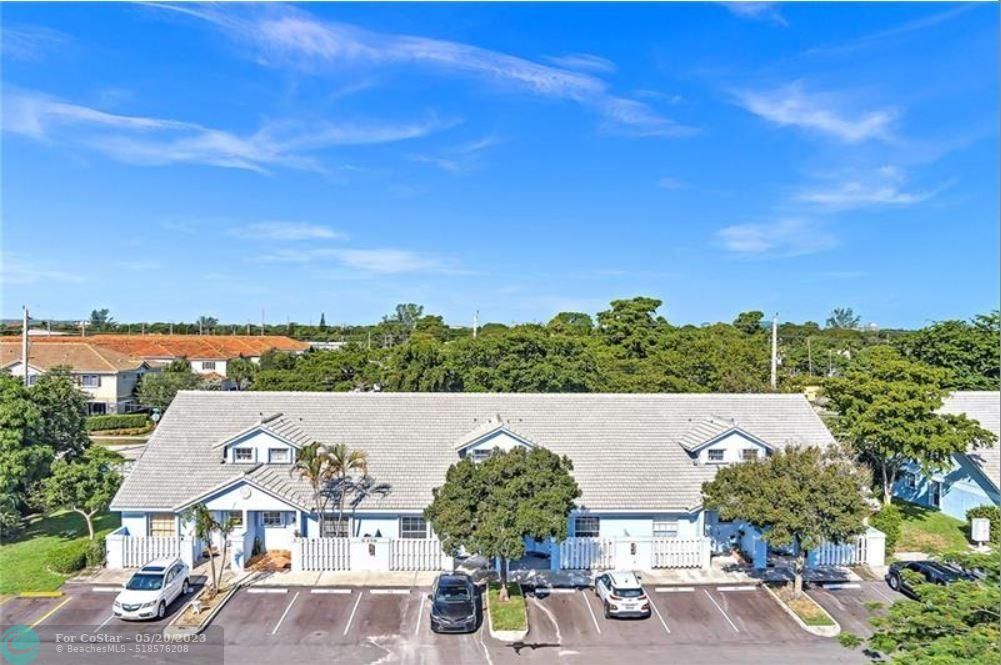 360 SE 2nd Ave, Deerfield Beach, FL 33441 Townhome Rentals in