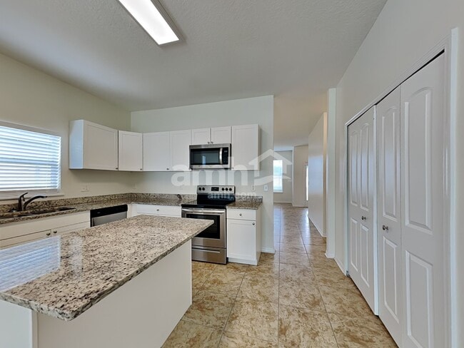 Building Photo - 3721 Crystal Dew St