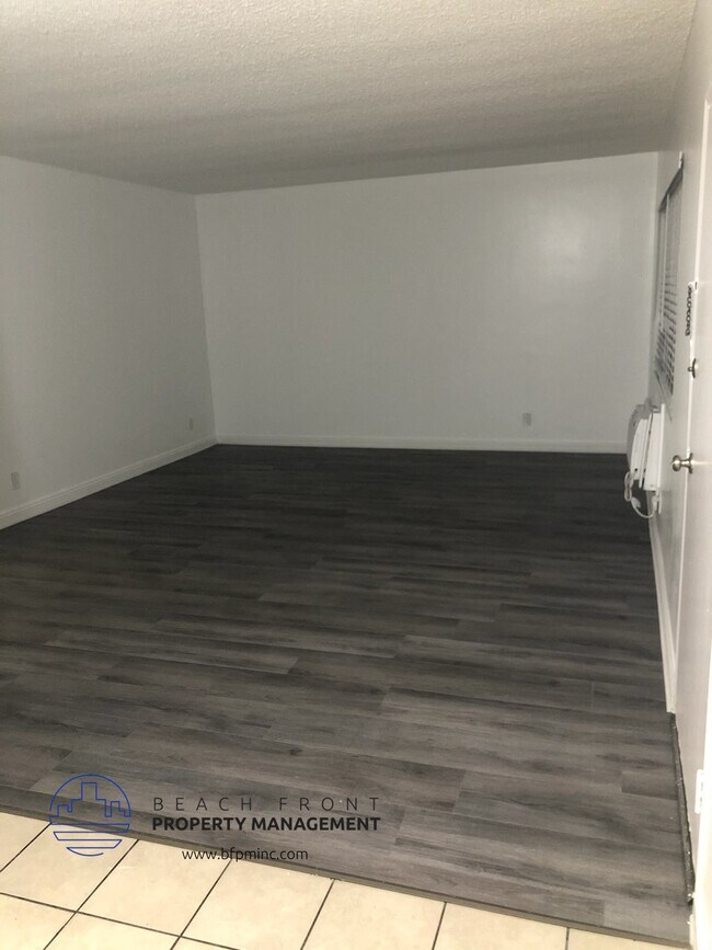 Foto del edificio - 6257 Friends Ave