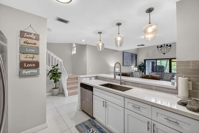 Foto del edificio - 2320 Treasure Isle Dr