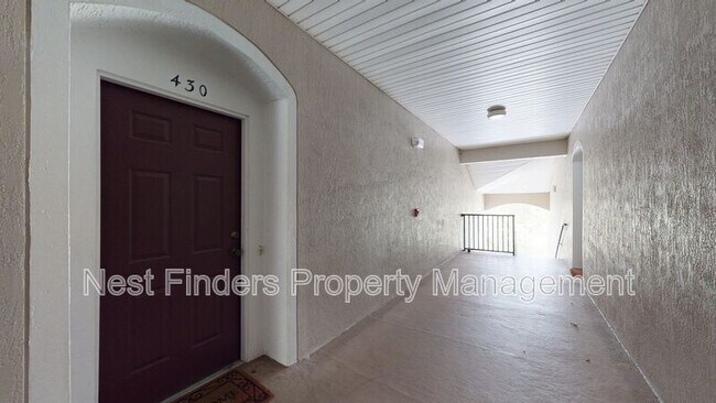 Building Photo - 10550 Baymeadows Rd
