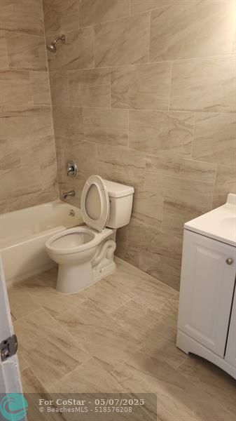 Foto del edificio - 7861 SW 10th St