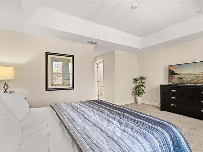 Foto del edificio - 8203 Roseville Blvd