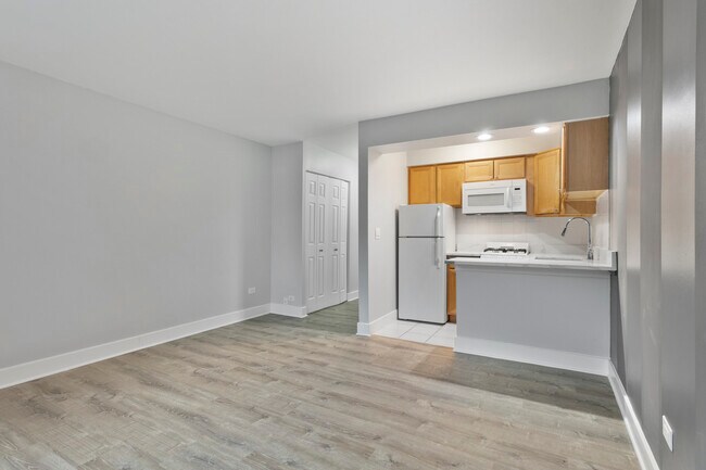 Foto del edificio - 6758 N Sheridan Rd