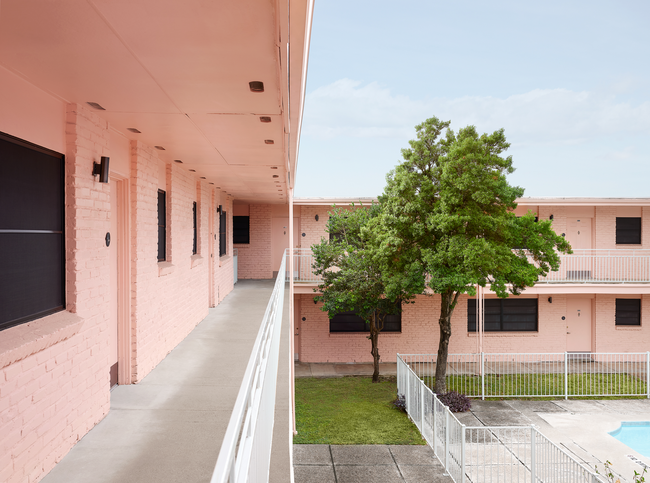 Building Photo - The Herweck Apartments