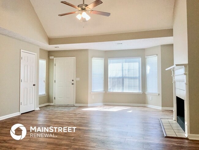 Building Photo - 105 Falcon Ridge Dr