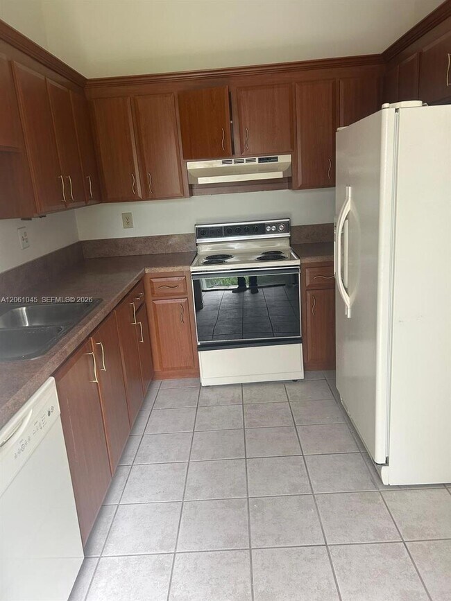Foto del edificio - 5901 Chester Ln