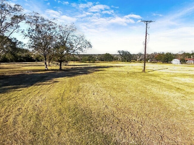 Foto del edificio - 2248 US Hwy 77a S