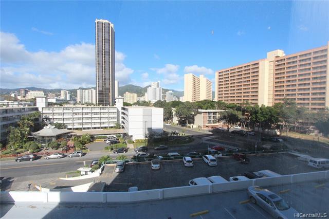 Building Photo - 1560 Kanunu St