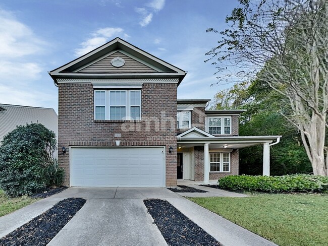 Building Photo - 13828 Lawrence Farm Ln