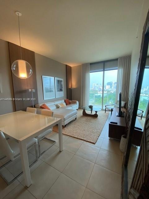 Foto del edificio - 2525 SW 3rd