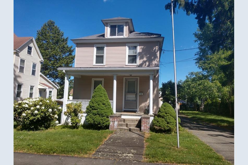 Primary Photo - 32 Allen Ave