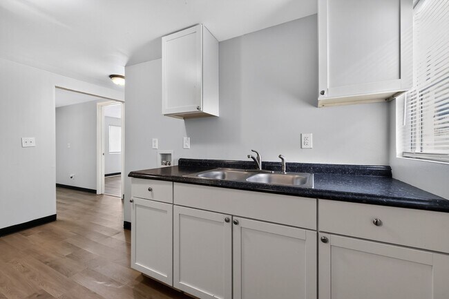 Foto del edificio - 1626 Telfair St Ln